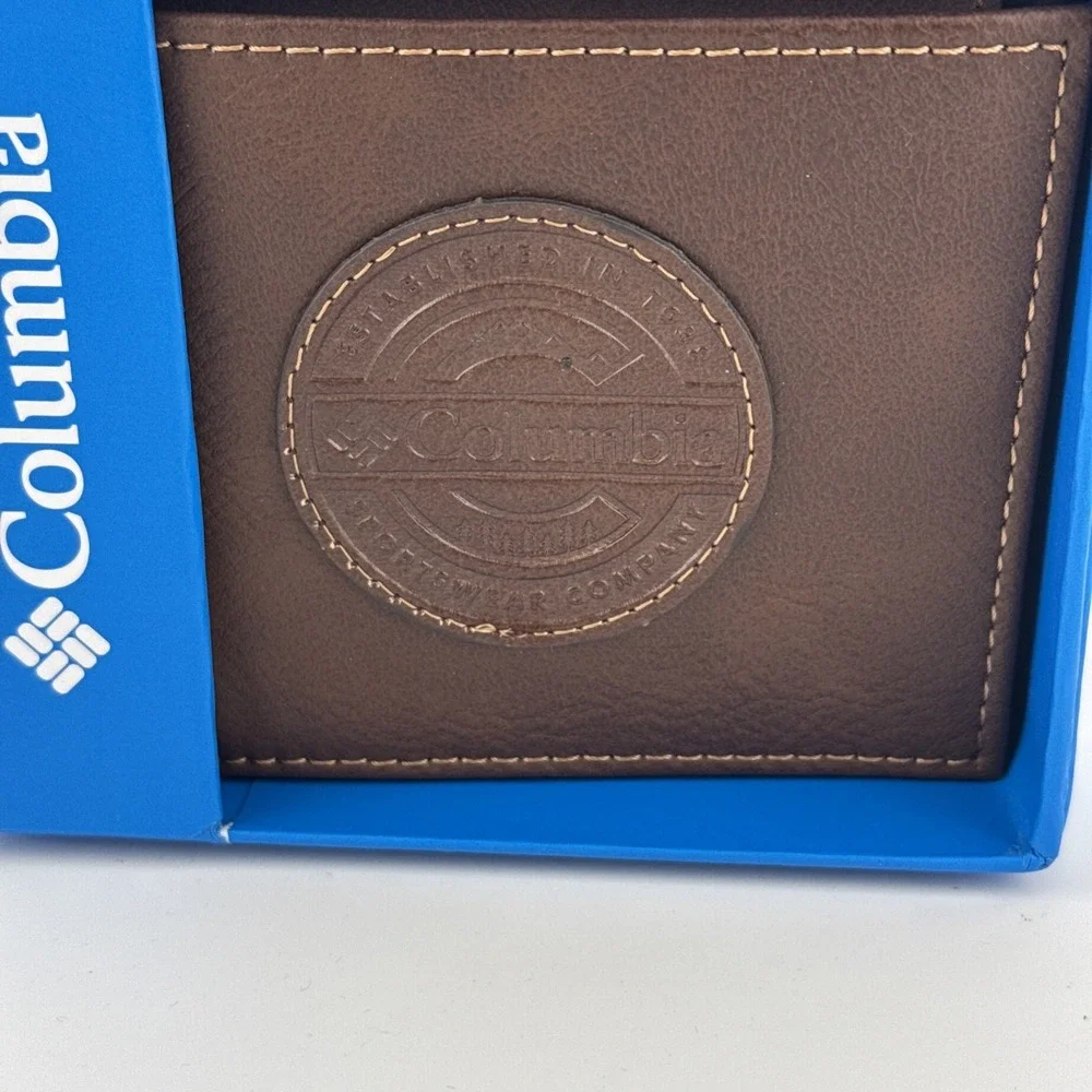Columbia Men's Leather Wallet brown bifold RFID Billfoldw/ Logo NIB